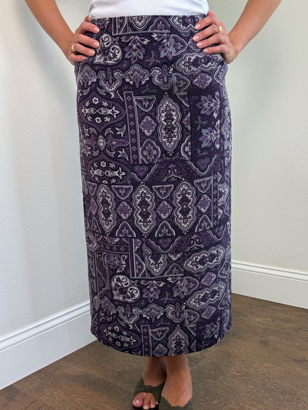 Vintage 90s/Y2K Talbots Petites 10P Silk Purple Paisley Maxi Column Skirt